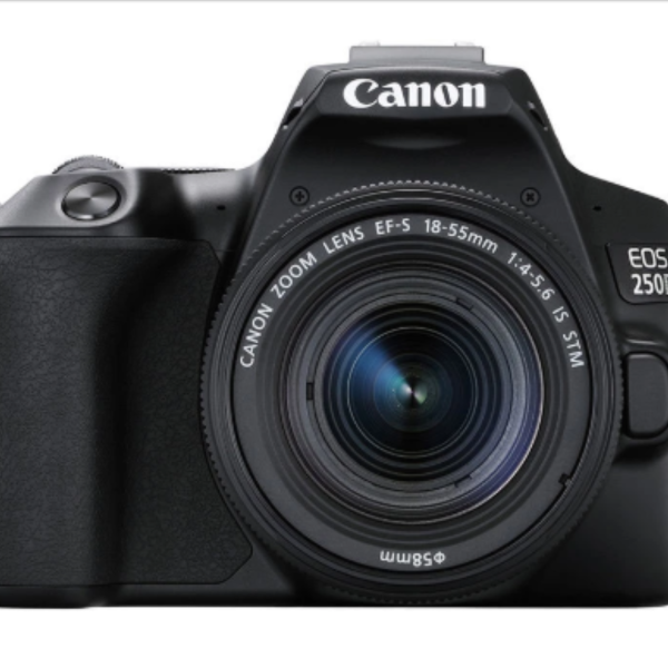 دوربین کانن مدل EOS 250D، حسگر CMOS با دقت 25 مگاپیکسل، فیلم‌برداری با رزولوشن 4K، صفحه نمایش 3 اینچ LCD با قابلیت گردش، همراه با لنز 55-18 میلی‌متری IS STM، دارای تکنولوژی بی‌سیم، وزن 436 گرم